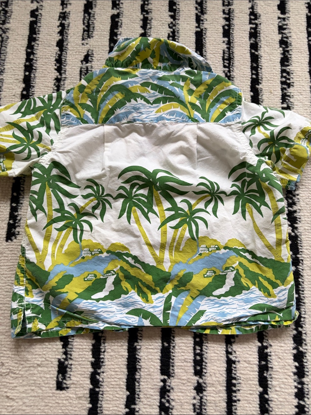 Boys 12-18 month tropical Hawaiian shirt - Picture 5 of 5